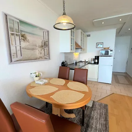 App 537 - Strandlage Apartment Sierksdorf
